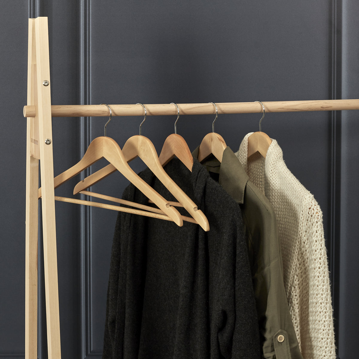 Portant A Vetements Bois Noir 100X46X170Cm