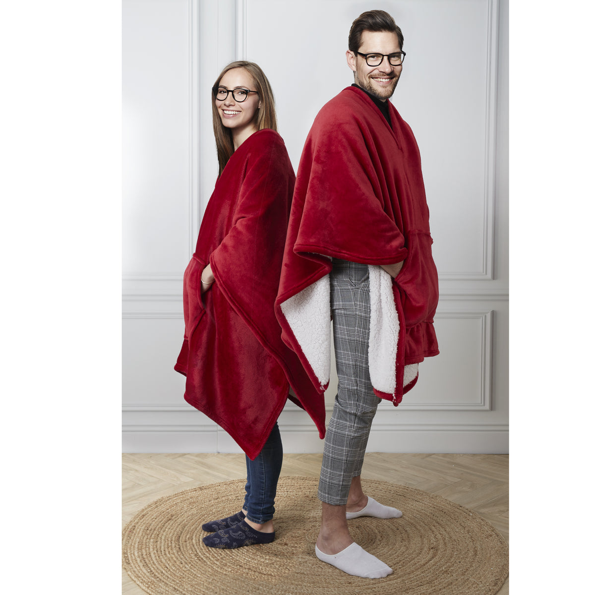 Plaid Poncho Rouge
